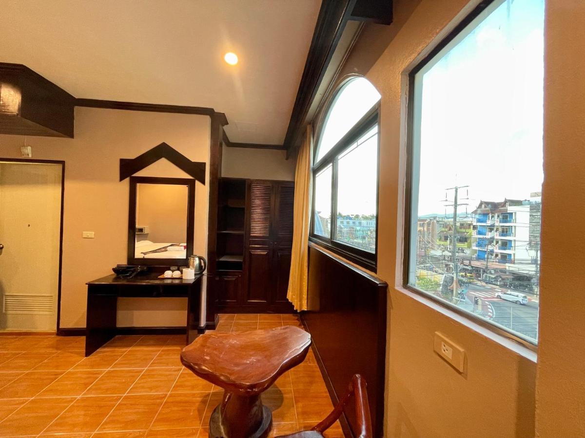 Centre Point Patong Hotel Luaran gambar
