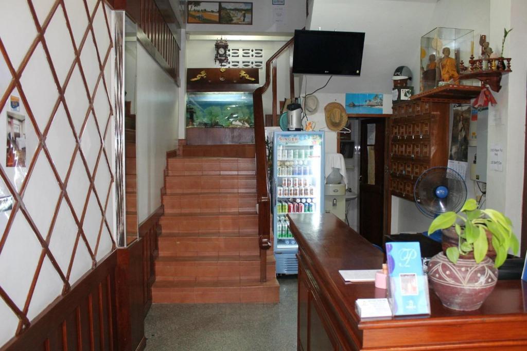 Centre Point Patong Hotel Luaran gambar