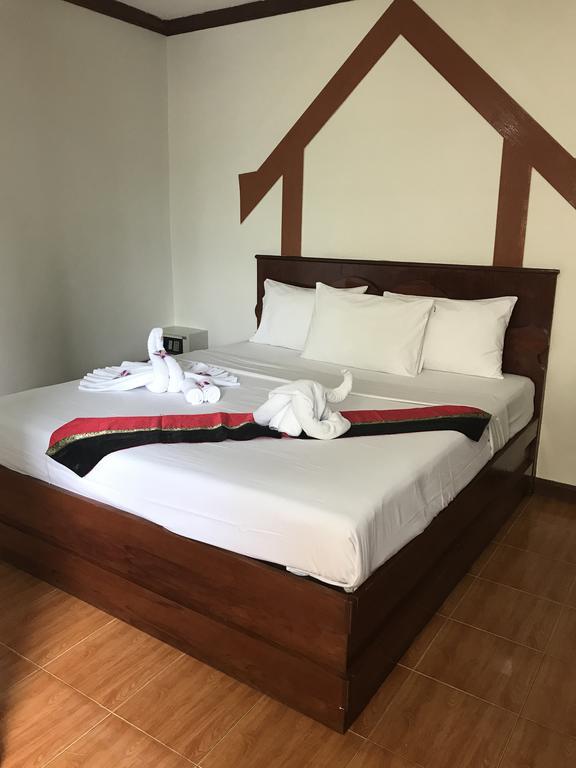 Centre Point Patong Hotel Luaran gambar
