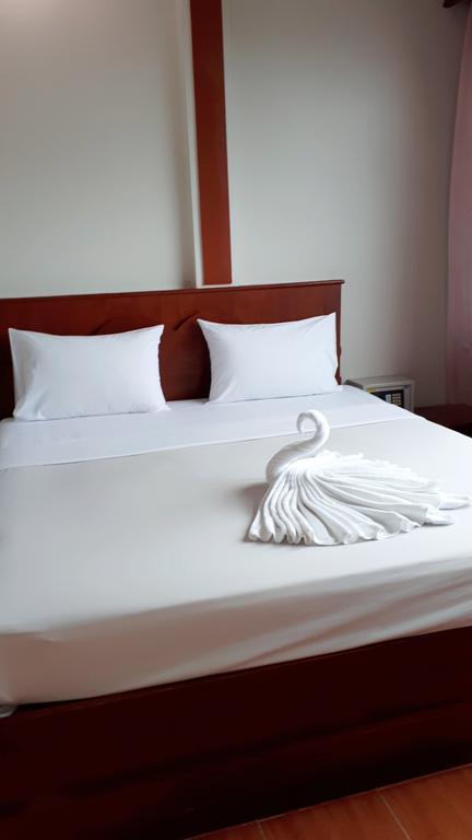 Centre Point Patong Hotel Luaran gambar