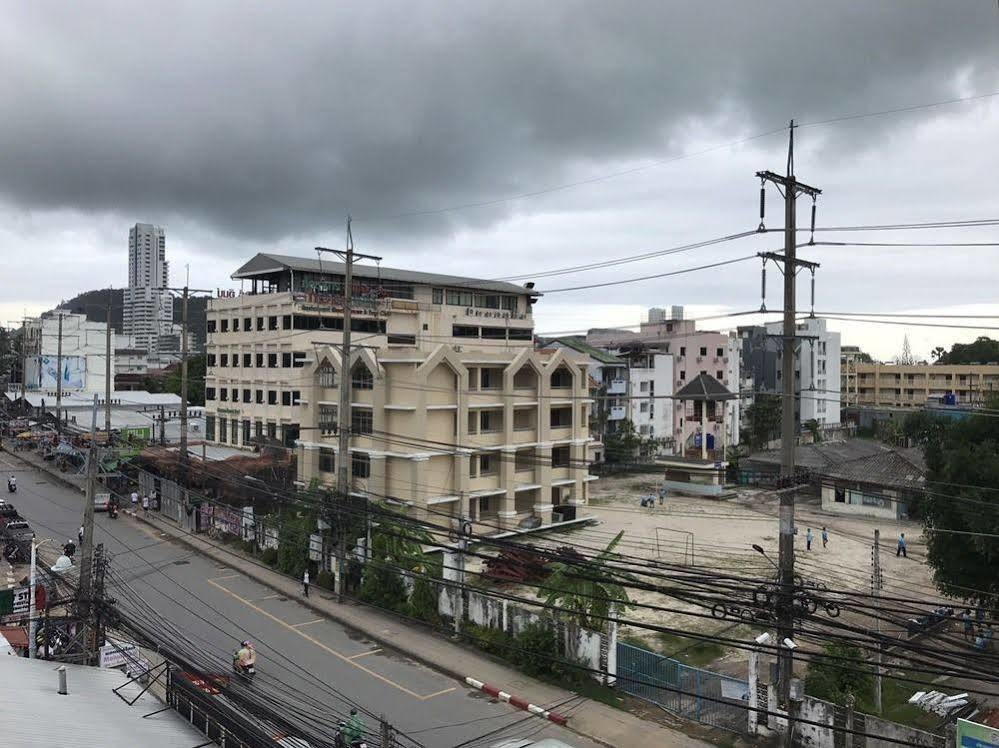 Centre Point Patong Hotel Luaran gambar